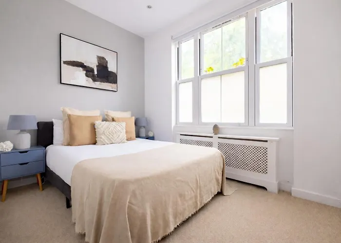 Superb 2 Bed In Battersea