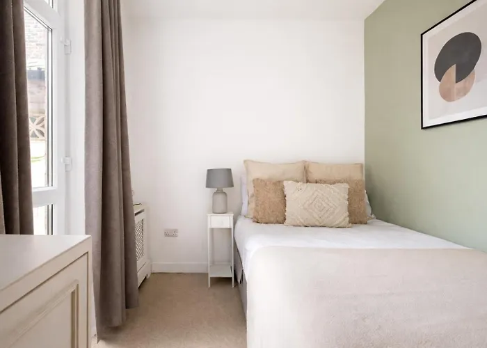 Superb 2 Bed In Battersea