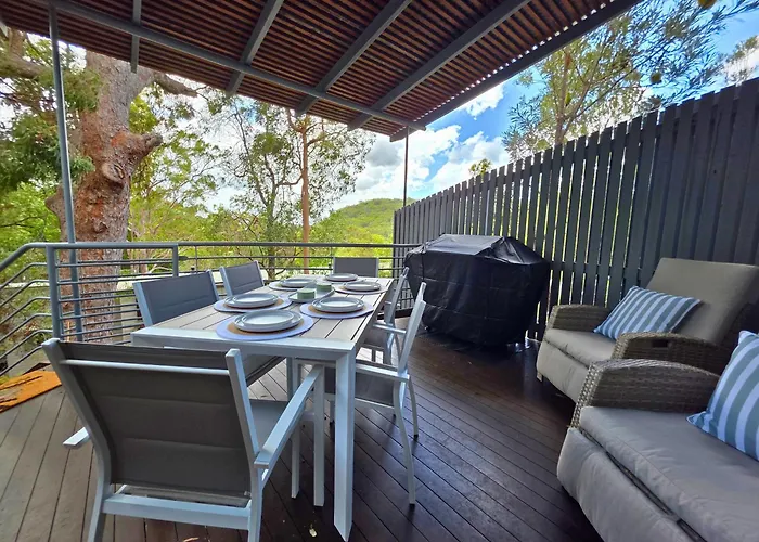 Sunset Ridge Retreat Villa