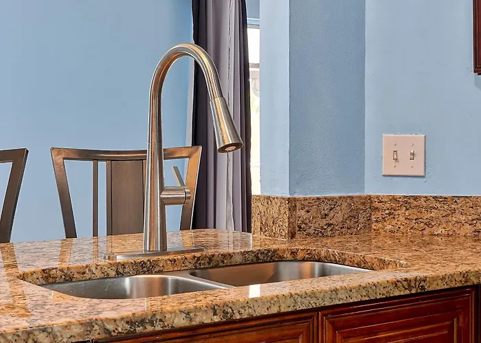 Freshly Updated Family Villa Pool 14 Min Disney