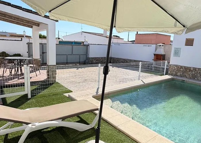 Casa Con Piscina Privada En Conil De La Frontera