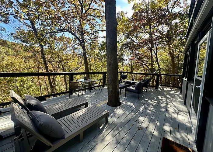 Henry Hollow Retreat Terrace
