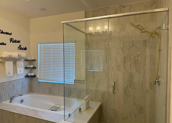 Upscale Gateway, 10 Min To Nrg Stadium,Med Ct,Hdt,