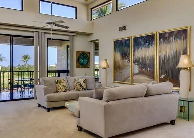 Peaceful 2Br Retreat With Pool & Golf Views