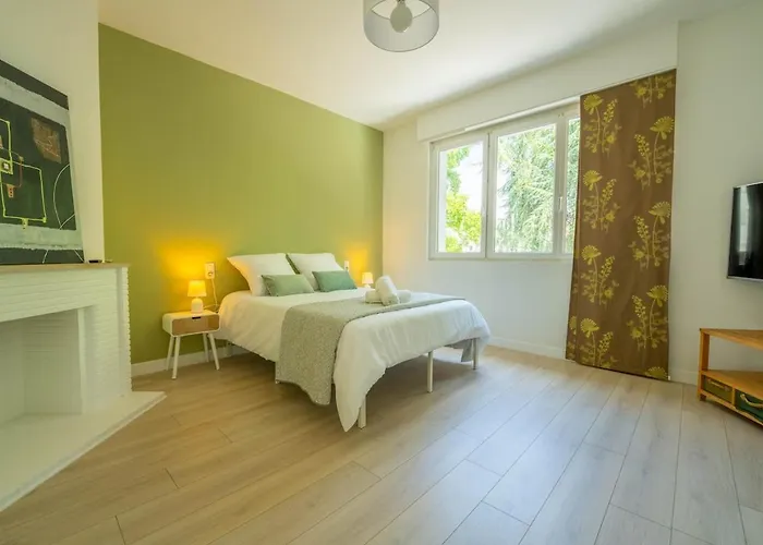 Villa Spa Prive, Terrasse, Jardin Clos, 10 Personnes, Centre Ville A 5Min