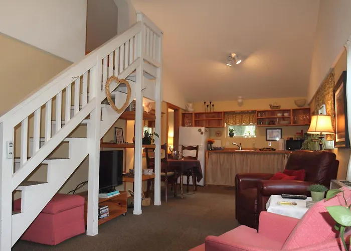 Riverside Cottage On River, By Wineries & Casino