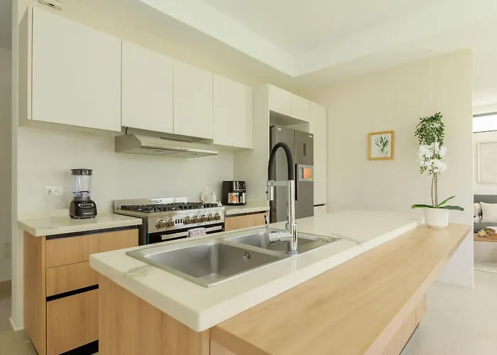 Ziba | Amplio Townhouse 3H Con Piscina Privada