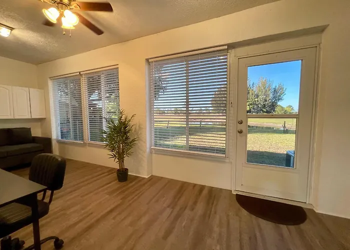 Pretty Lodging Serene View Retreat In Lake Placid!