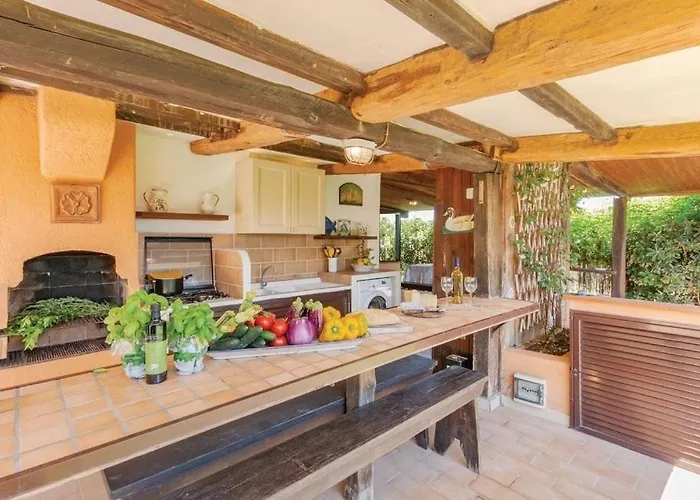 Villa Cambretta Con Giardino, Posto Auto E A Due Passi Dal Mare