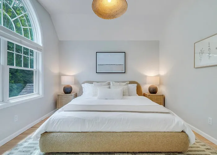Villa Montauk Mist