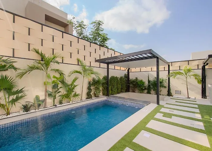 3Br Private Pool Villa In Sharjah - Bali Inspired - Bbq Pit - 3Wc