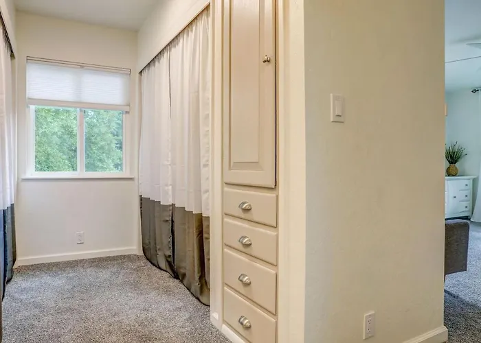 Santa Cruz Mountain Retreat