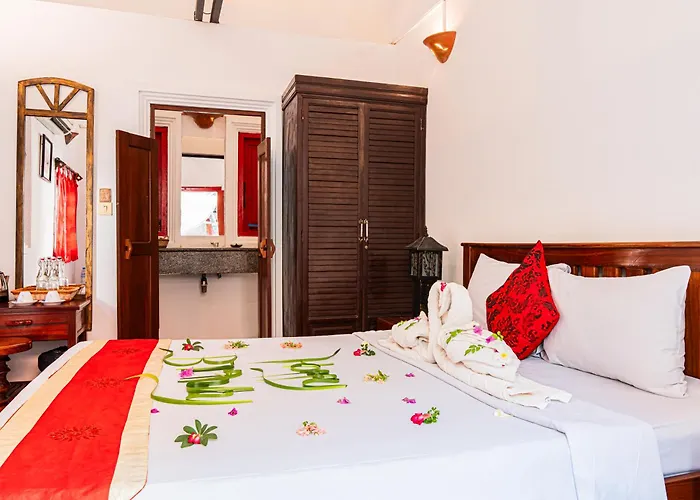 Golden Banana Residence