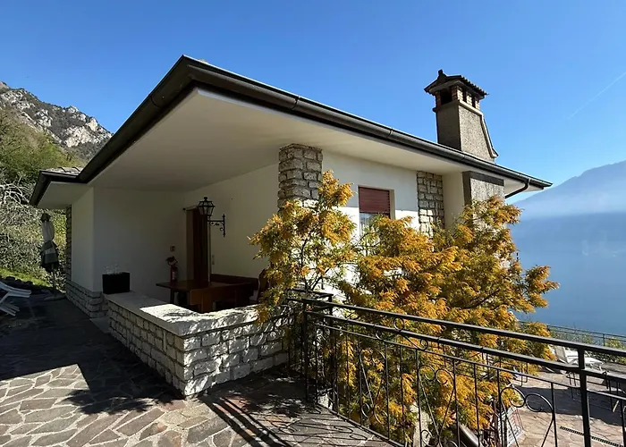 Villetta Vella Miralago By Garda Domus Mea