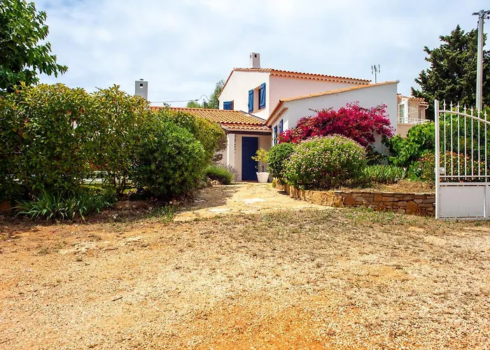 Maison Bord De Mer Piscine Et Clim