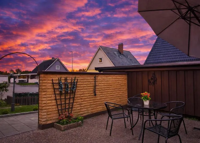 Entire Luxury Villa In Norrkoeping
