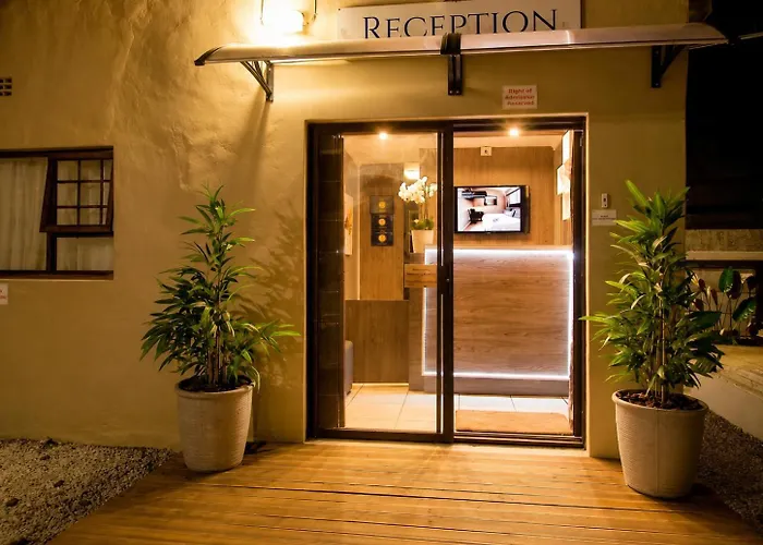 Royal Palms Guest House
