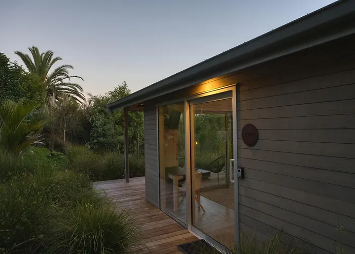 One O One Cabins, Waiheke Island