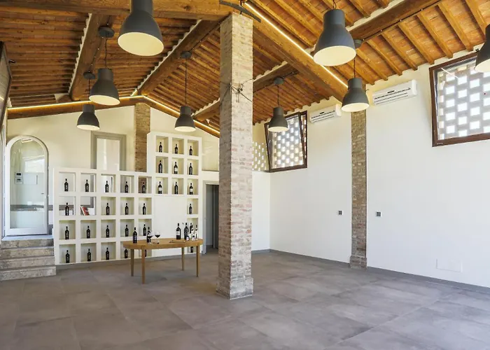 La Fonte Di Santa Regina 8, Emma Villas