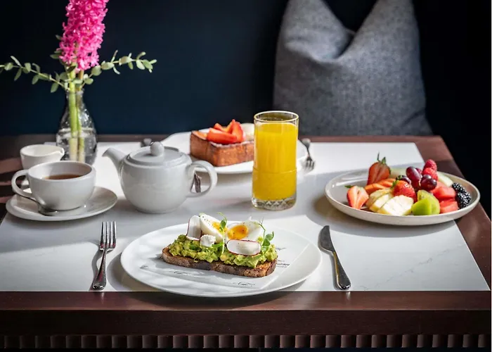 Boutique hotel only: Fairmont Windsor Park