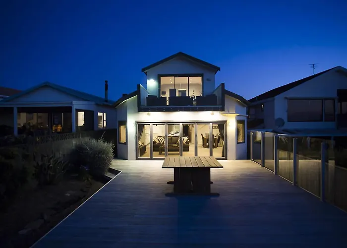 The Waterfront Escape - With Panoramic Sea Views