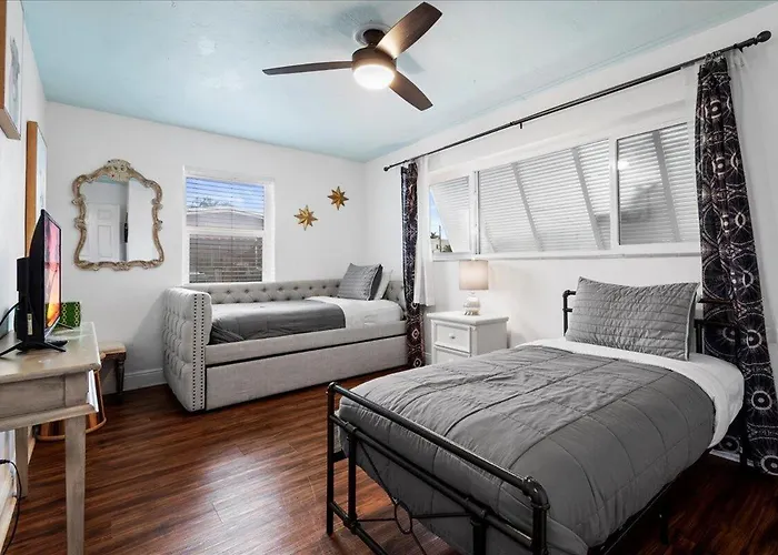 Serenity Tiki Beach House King Size Bed!