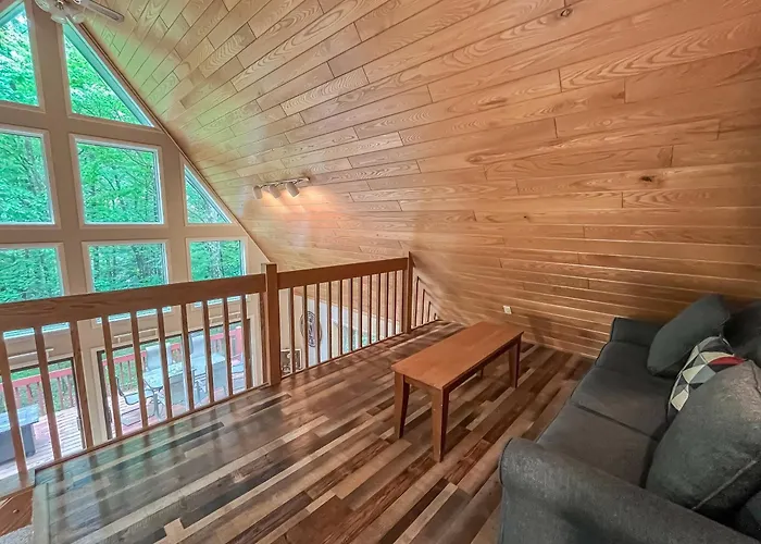 Paddleboards Included Lakefront Home With Fire Pit Hot Tub And Dock