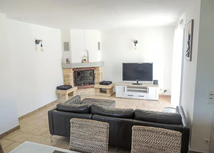 Villa Kasara By Interhome