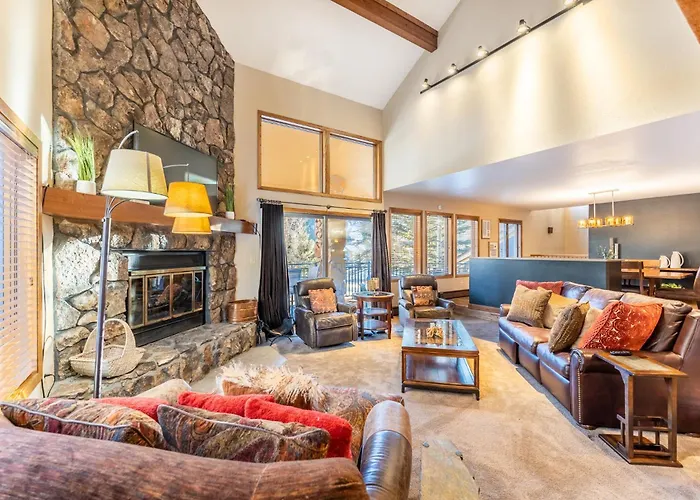 4 Bedrooms