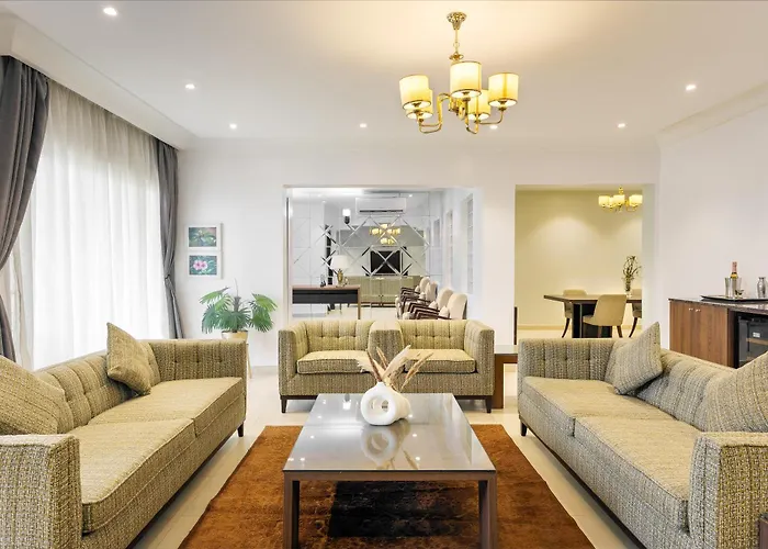 Metro Apartments