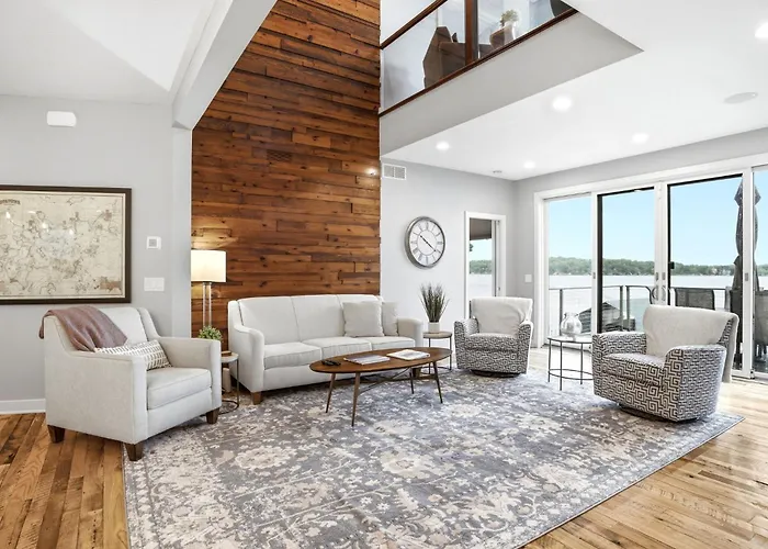 Lakefront Luxury
