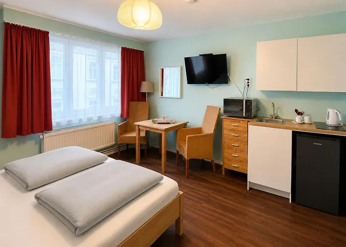 Dana Living Apartment Bremen I Zentral Nahe Hbf I Altstadt I Messe & Oevb Arena I Self Check-In