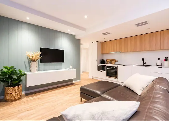 Cheap hotels Taft Apartments