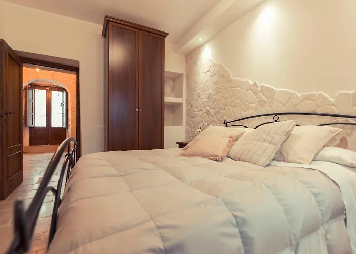 Kid friendly hotel La Corte Dell'Astore - Trulli Diffusi Nel Centro Storico Di Alberobello