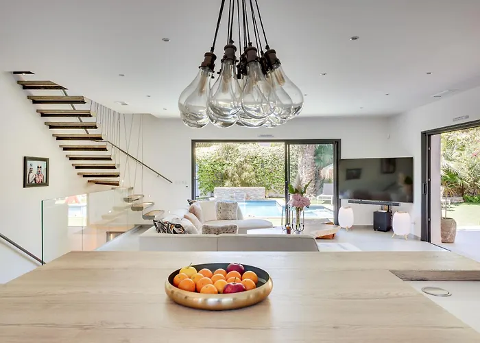 Villa W&M Home, Prestige, Confort & Piscine
