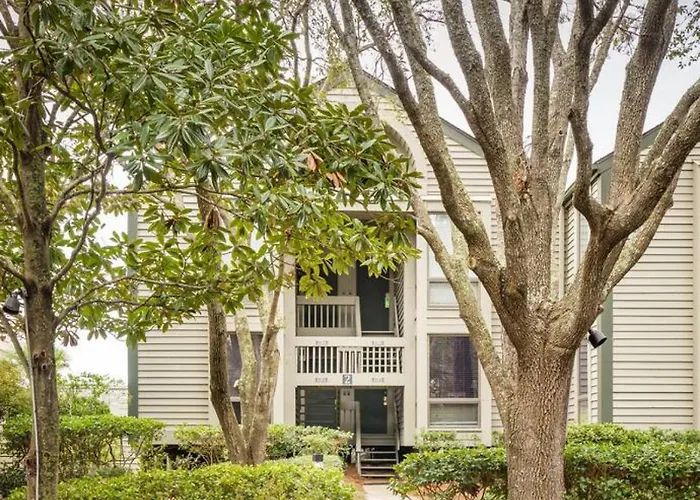 1315 Pelican Watch | Beachfront 1St-Floor Beachfront - Sale