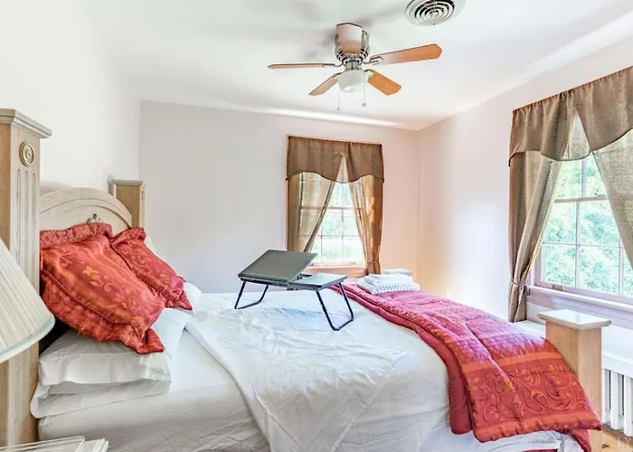 Home Sweet Home Suite: Liberty University Nearby