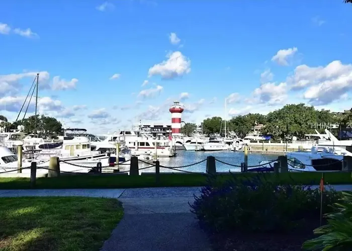 New Pics! Harbour Town 3Br/3Ba - Pool Access - Book Now