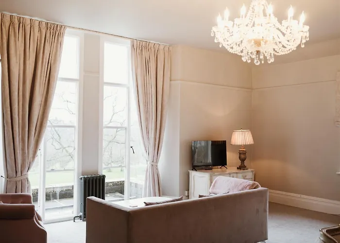 Glewstone Court Country House