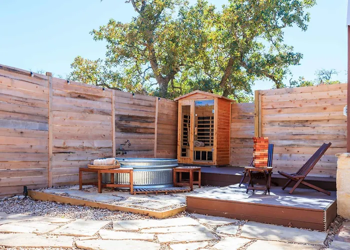 Romantic Tiny Luxury Retreat W Heated Pool, Sauna N Outdoor Shower In Wimberley 10 Acres