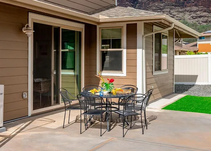 Makaha Villa By Avantstay