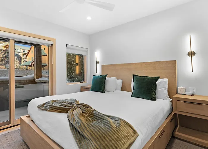 Inas Way Townhomes Unit D