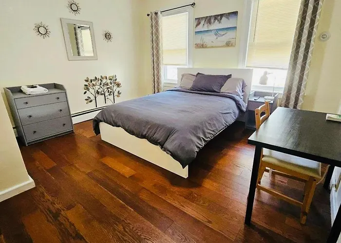 533F Nice Apartment Near Whole Foods, Brown University, Miriam Hospital