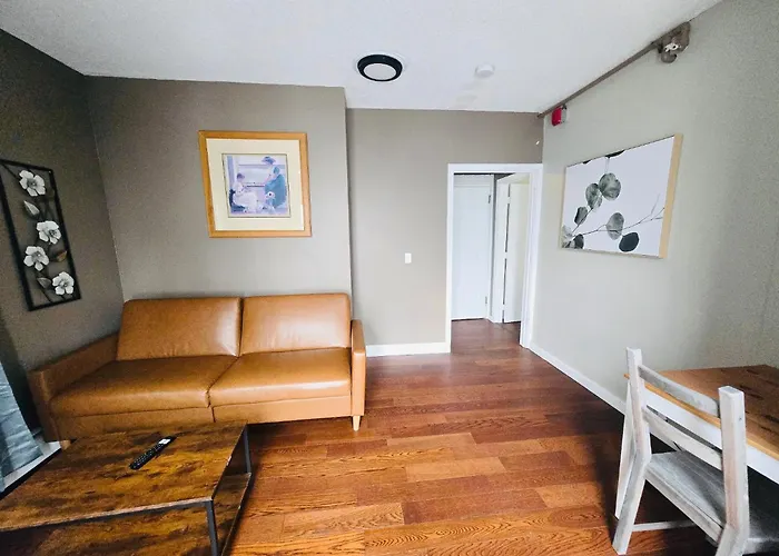 533F Nice Apartment Near Whole Foods, Brown University, Miriam Hospital