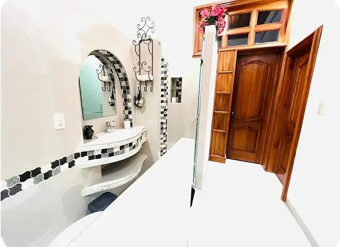 Mansion Zoila Hortencia