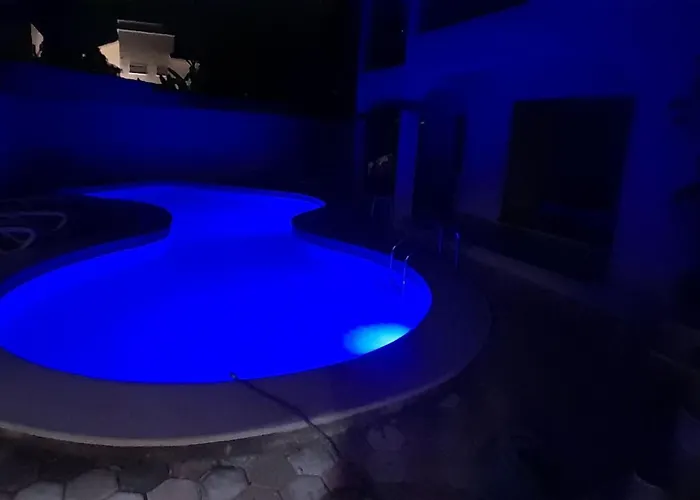 Casa Los Fundadores 24 7 Security Private Pool Service Included