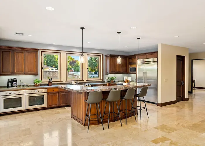Luxury Estate Pool, Spa, Casita Sleeps 12