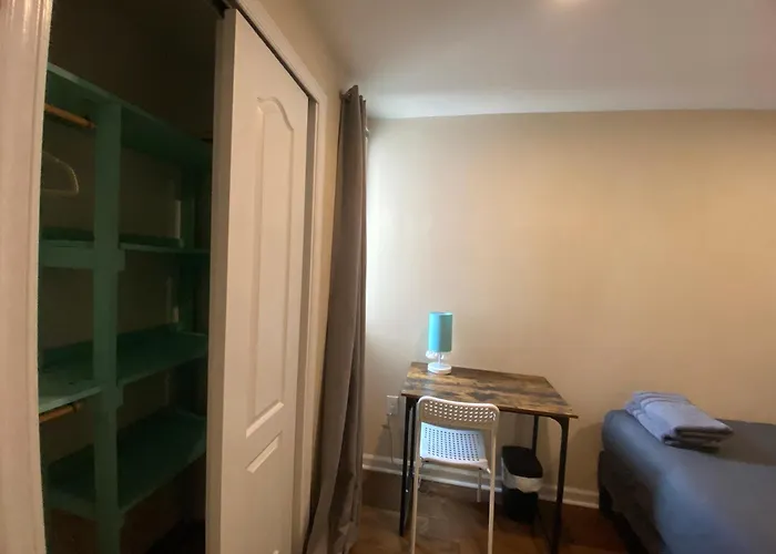Cozy House At South Philly New Bold