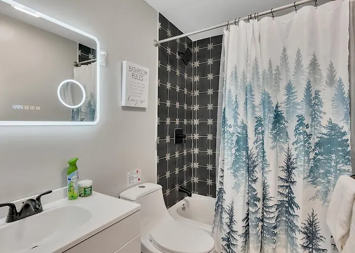 Luxury Mountain Villa - 3 Bedroom, Hot-Tub, Fire-Pit