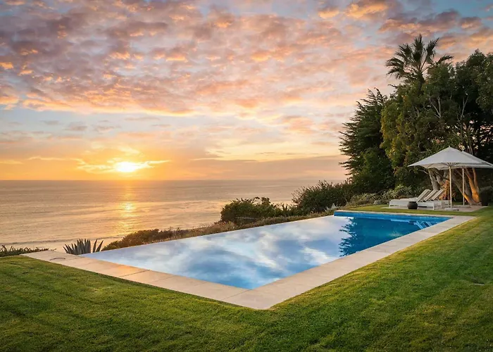 Miramar Estate By Stay Awhile Villas